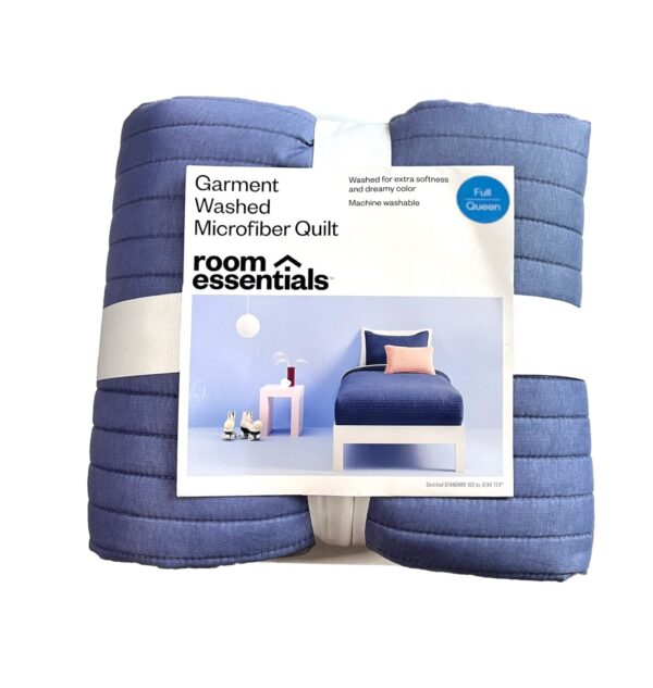 Room Essentials - Garment Washed Microfiber Quilt